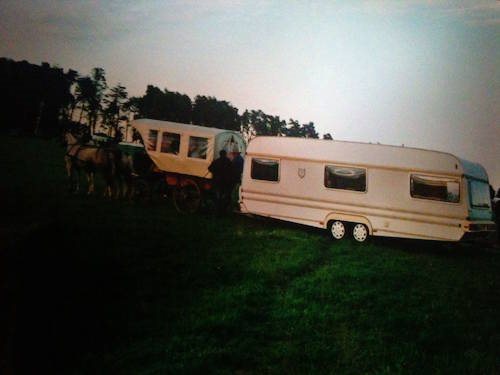 Priddy horse drawn caravan (500px * 375px)